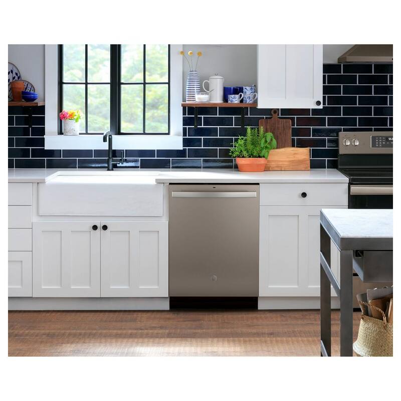 Built-In Tall Tub Top Control Dishwasher with Sanitize I793