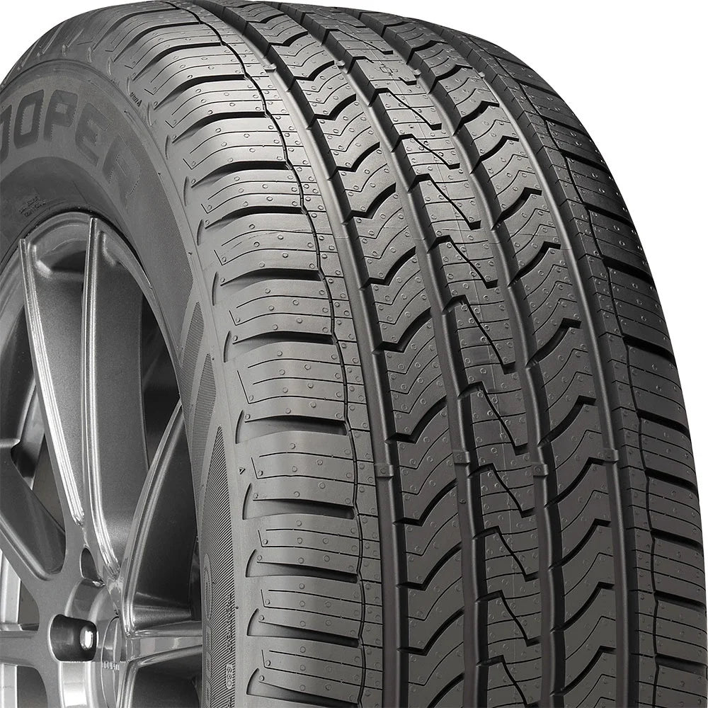 Set of 4 225/60R18 100H All Season Tires Z5978
