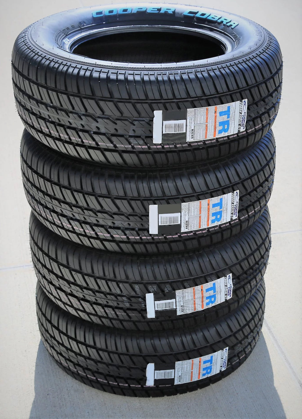 Set of 4 All Season Tires Z3892