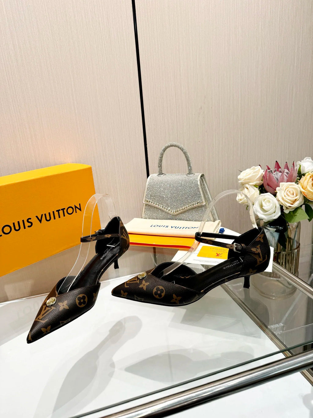 Women Shoes Heels 4 cm O8405