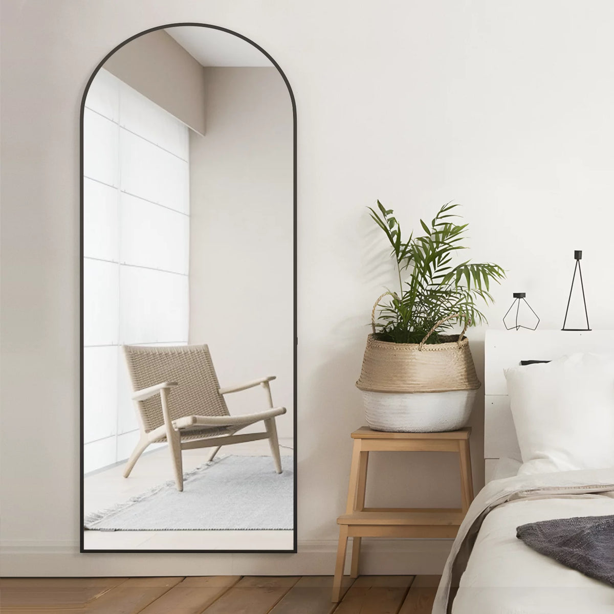 Black Arched Full Length Floor Mirror with Stand Y571932