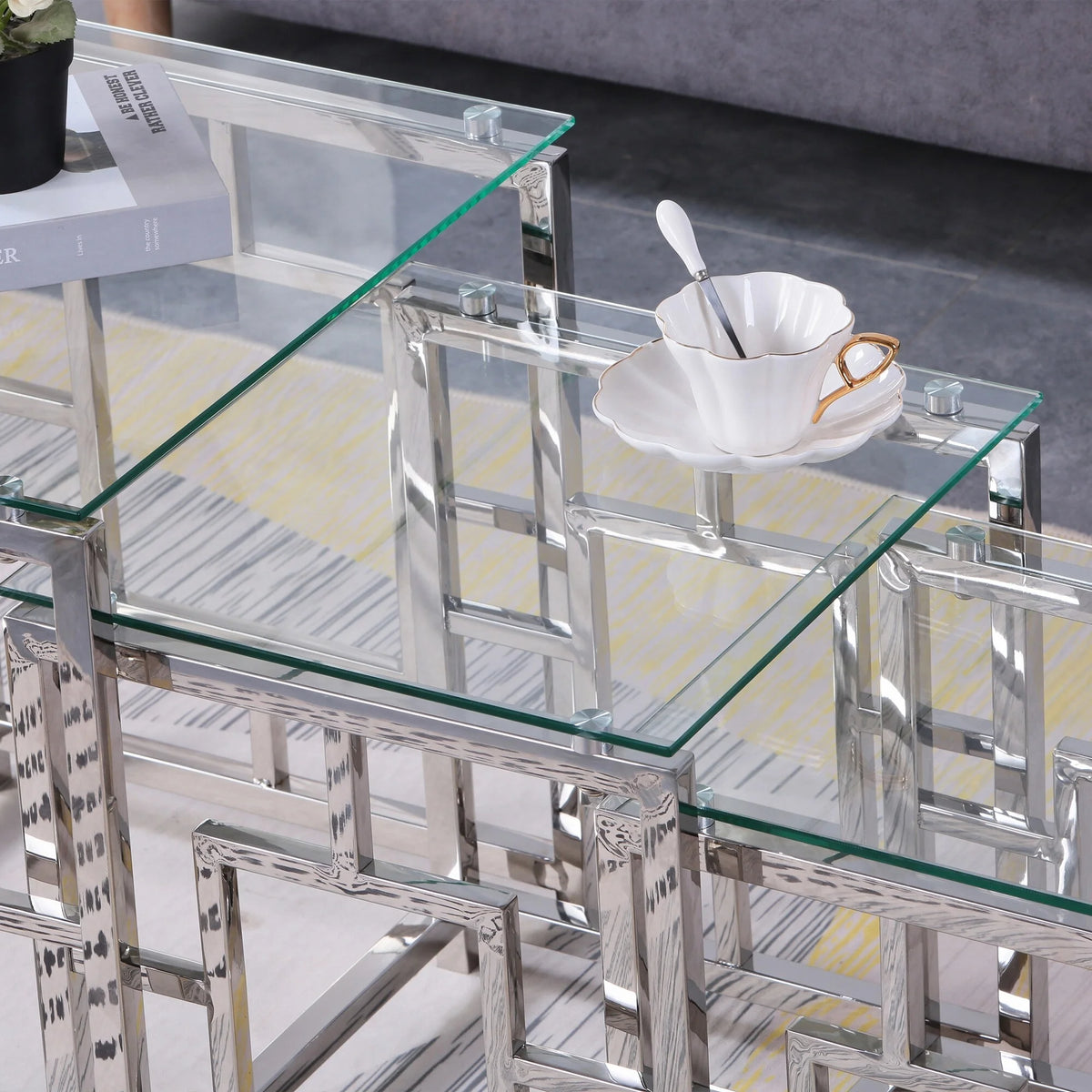 Set of 3 Metal Nesting Tables Glass End Tables R767