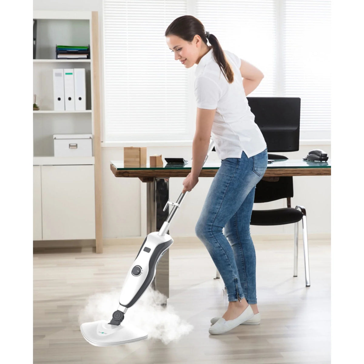 Heavy-Duty Steam Mop with Reusable Mop Pads S6882