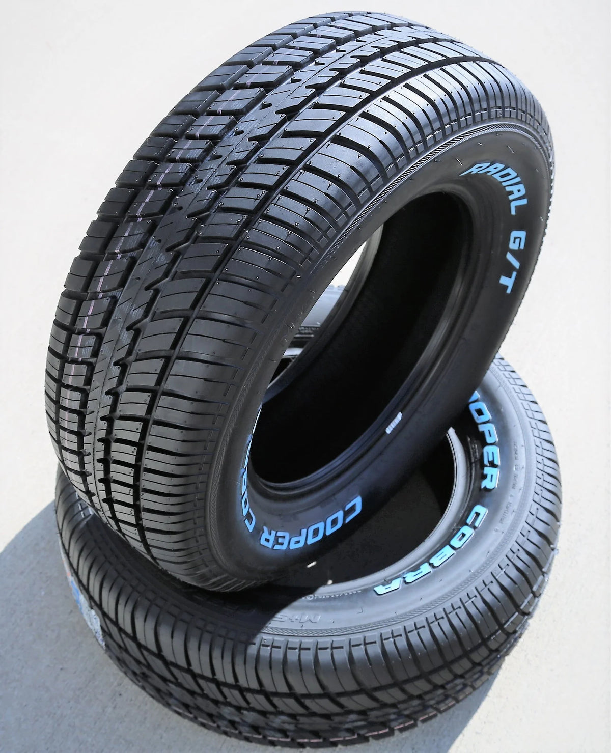 2 All Season Tires 215/70R15 97T L25357