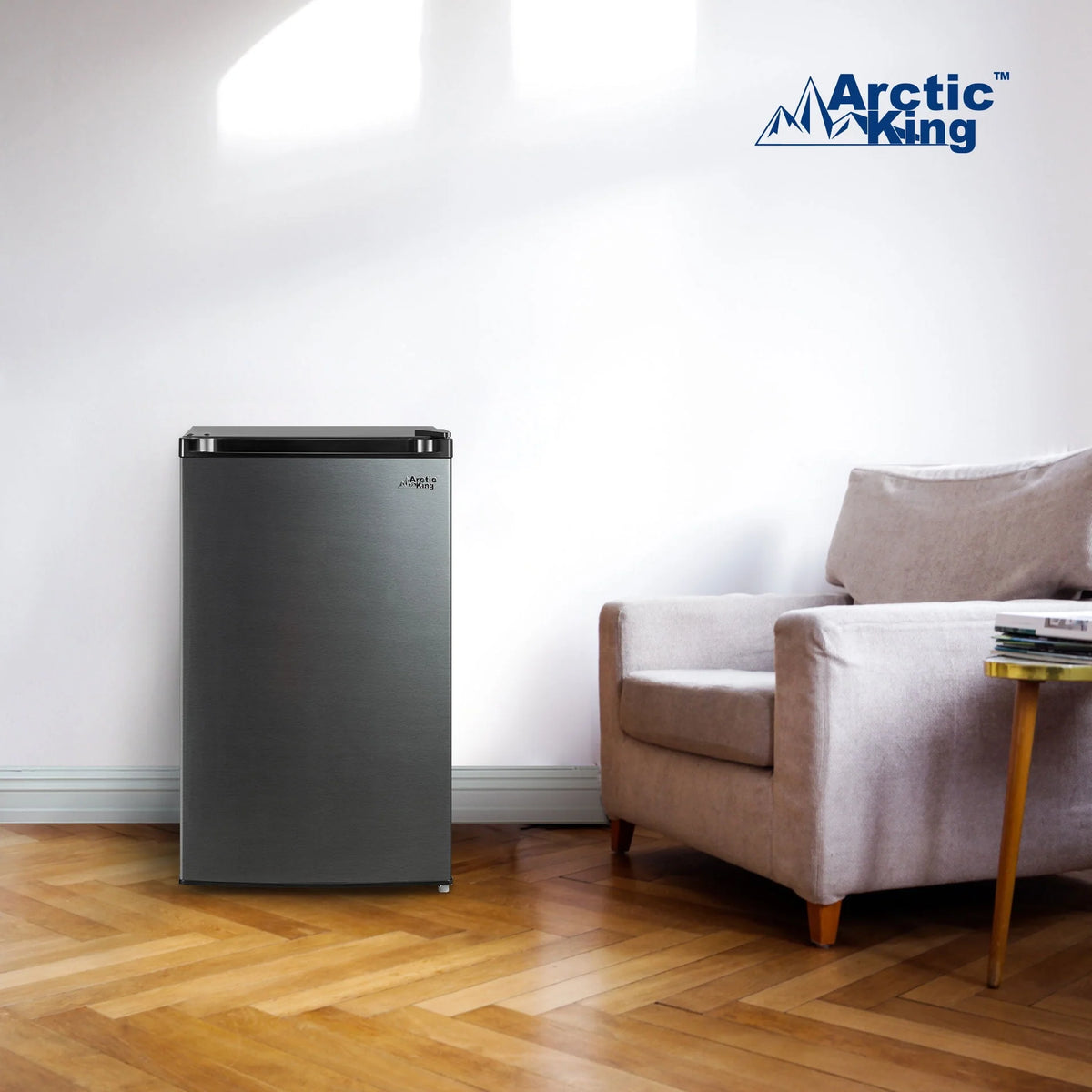 4.4 Cu ft Black Stainless Steel Look Mini Fridge B739