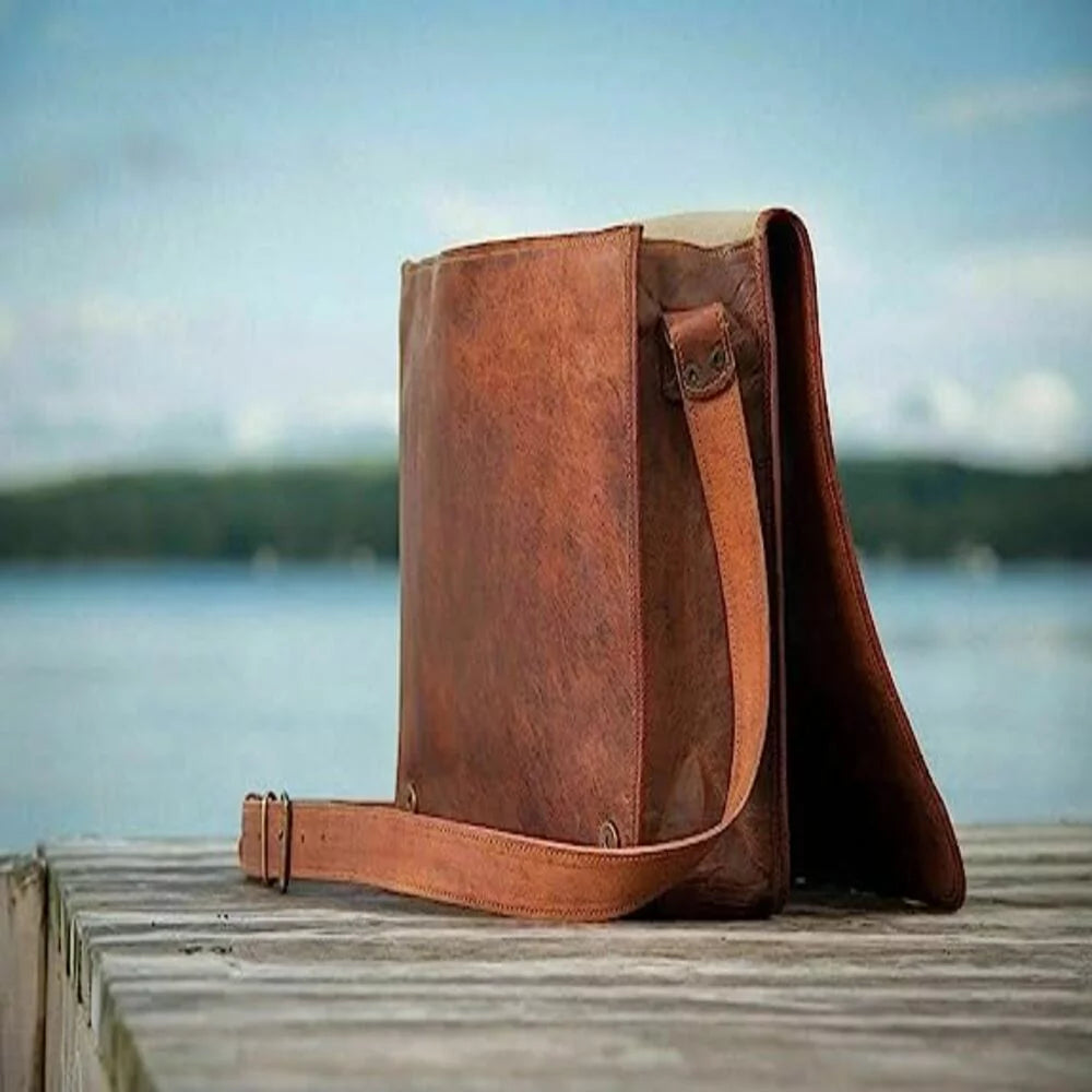 Goat Leather Canvas Messenger Bag B68923