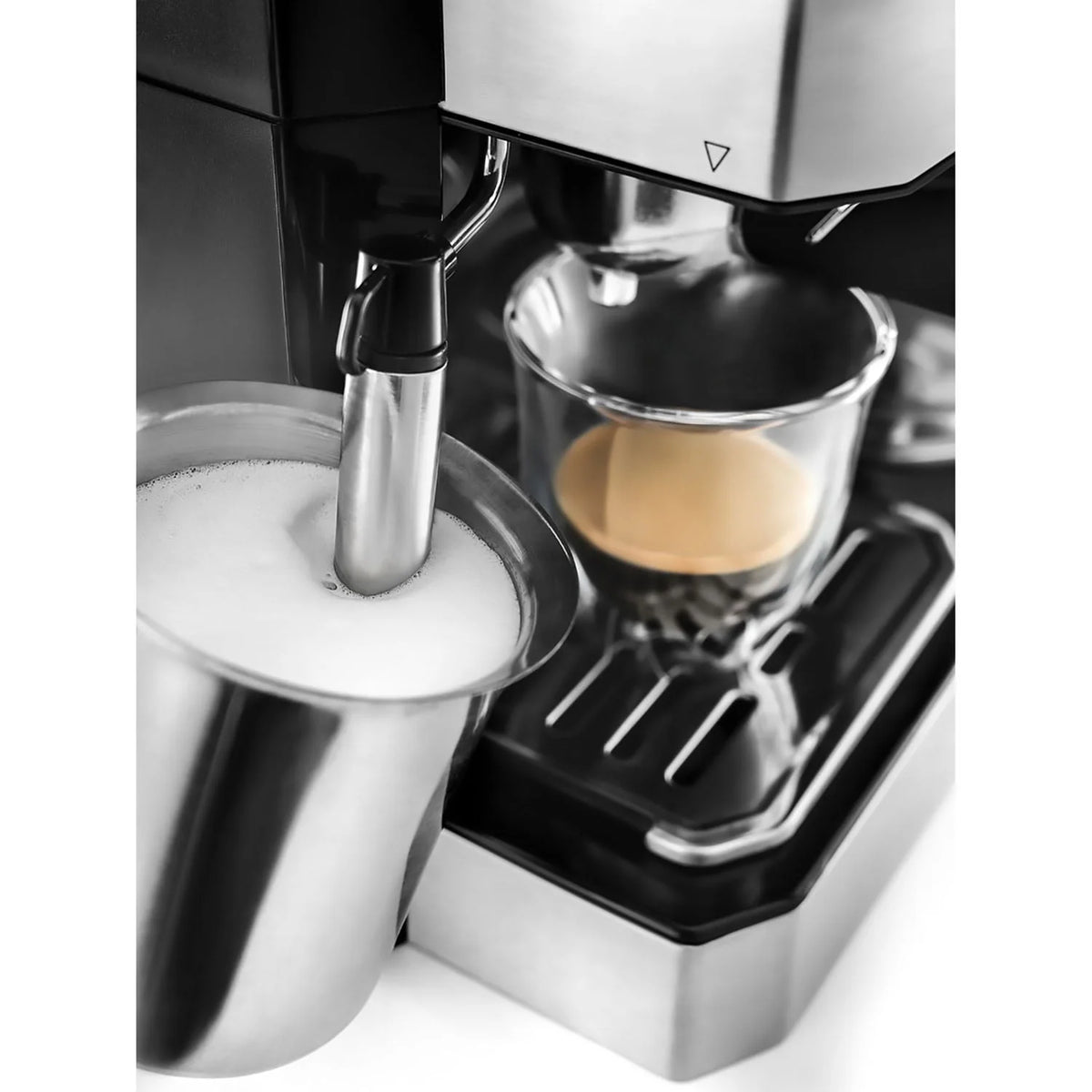 Black Silver Combi Coffee Machine Q30900