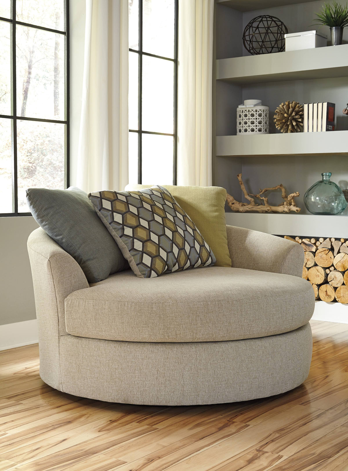 Oversized Linen Swivel Accent Chair T472759