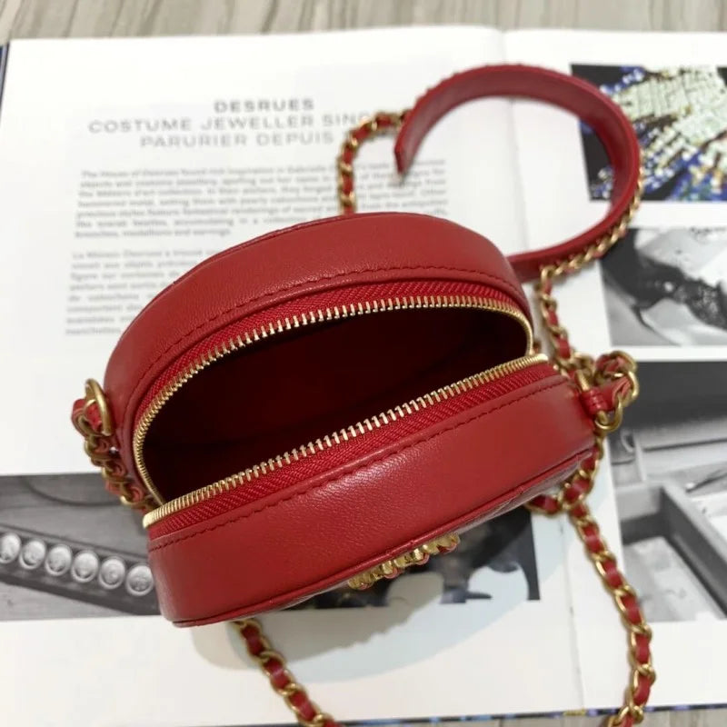 Clutch With Chain J136859