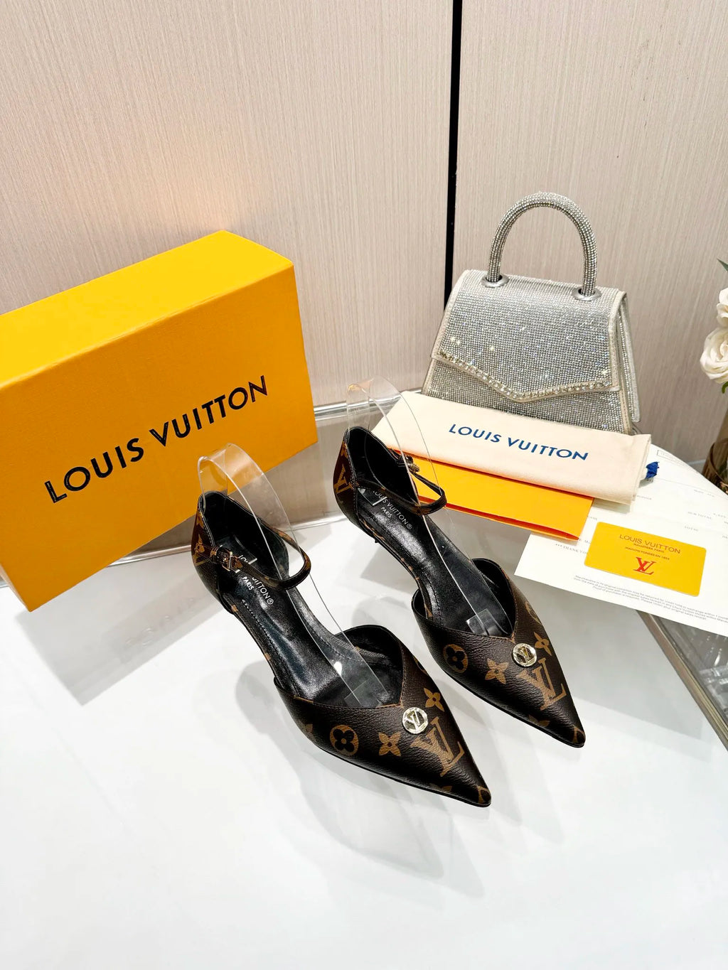 Women Shoes Heels 4 cm O8405