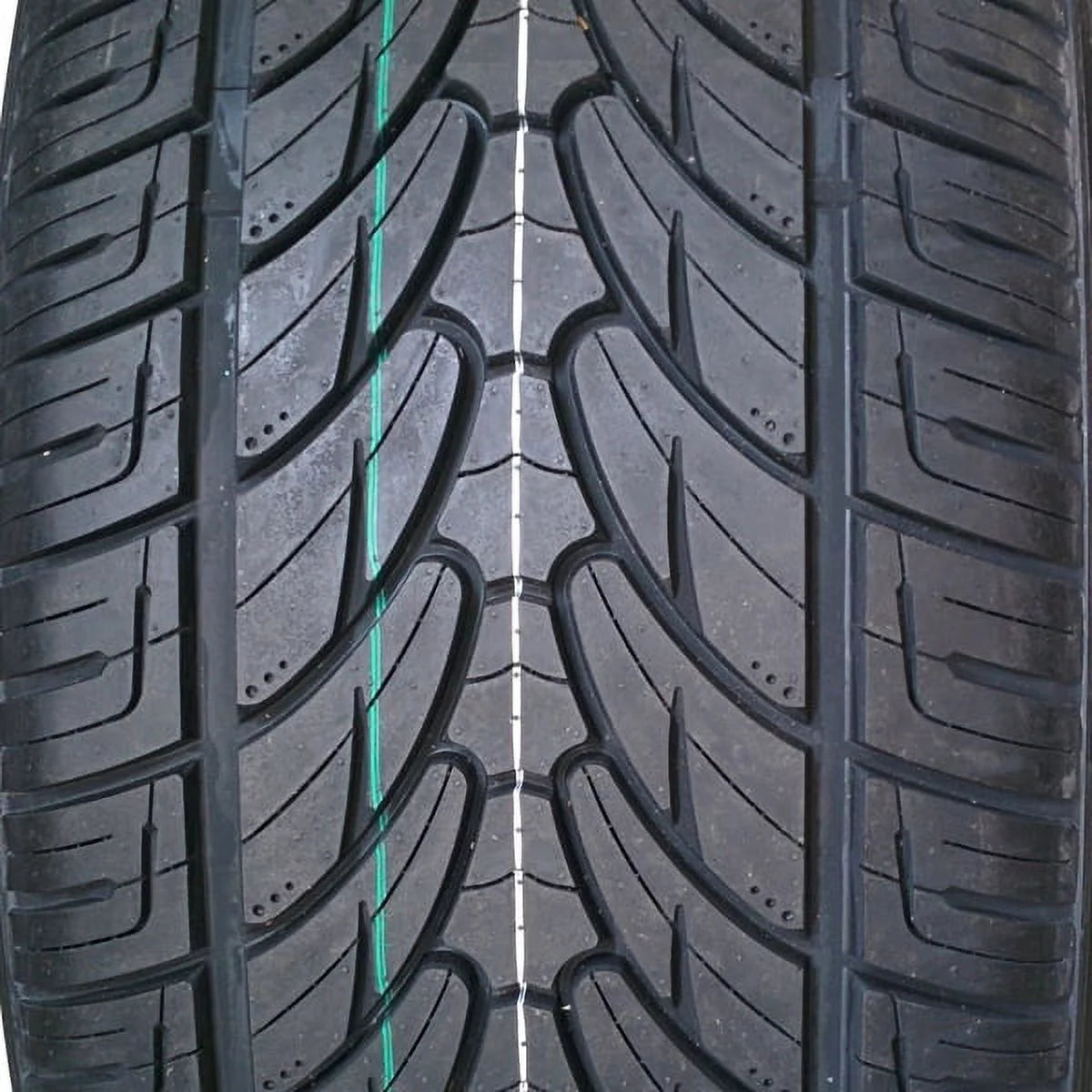 255/30R26 99W XL All Season SUV/Pickup Tires D97853
