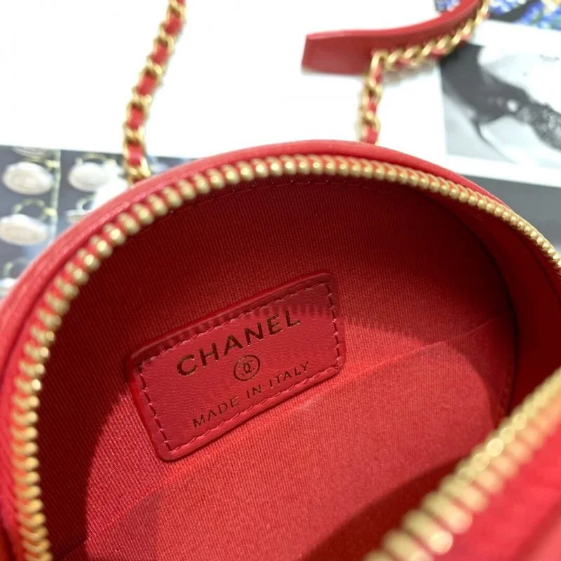 Clutch With Chain J136859